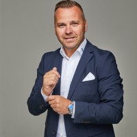 Rico L. Radosza - Bardusch Bértextília Kft.